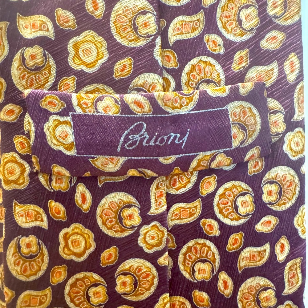 Brioni tie